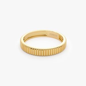 {ferkos fine jewelry} 14k yellow gold 3mm ribbed stacking band - size 6.25